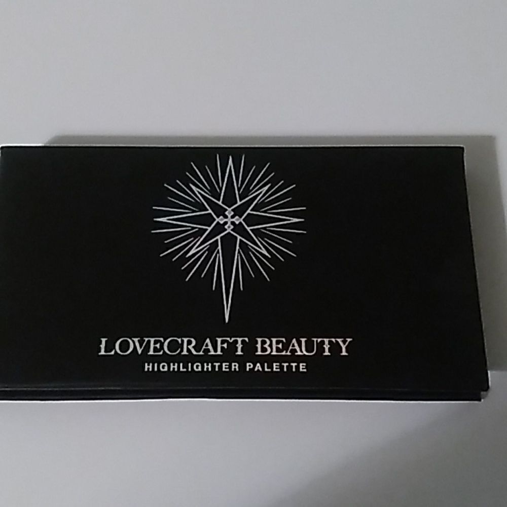 Lovecraft Beauty Highlighter Pallette